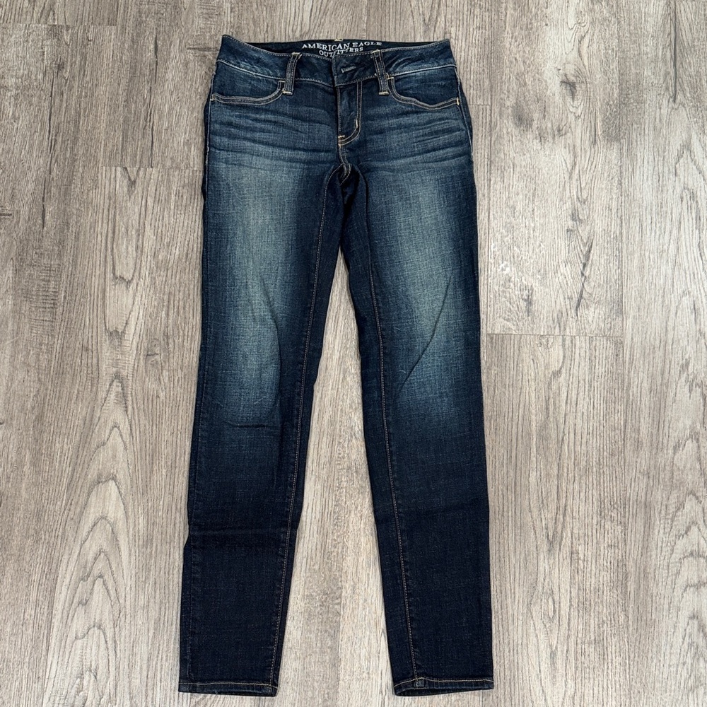 American Eagle Outfitters Women's Dark Blue Skinny Jeans